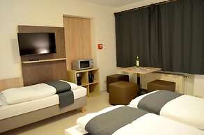 Hana Aparthotel