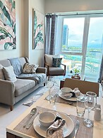 Pond & Sea View, Mactan Strait
