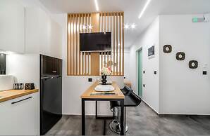 Eirini & Nicol Studio by Cretanhouses