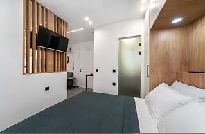 Eirini & Nicol Studio by Cretanhouses
