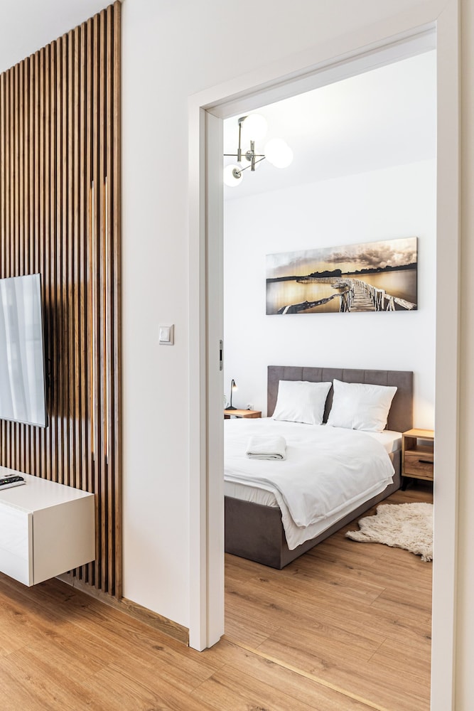 RentPlanet - Apartament Przemysłowa
