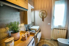 10 Floor Apartments