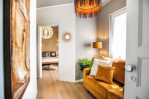 10 Floor Apartments