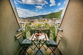 10 Floor Apartments