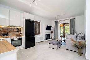 Villa Socrates Gardeno Luxury Sea View Pool Escape
