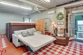 3 Mi to Dtwn: Wichita Falls Gem w/ Private Sauna!