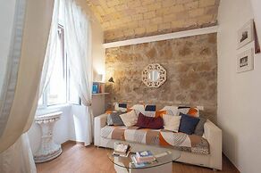 Rooms Steps from Colosseum by Welcome In
