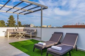 Casino & Mall Luxury Penthouse Suite