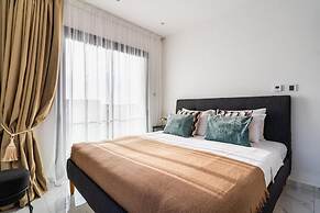 Casino & Mall Luxury Penthouse Suite