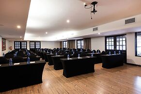 Basdenwood Hotel