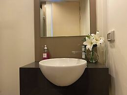 High Floor Sea View 2 Bed Room