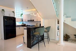 Modern Punta Cana Getaway 3BR Pool BBQ Gated Community