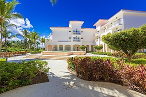 Iberostate 2BR Condo - Terrace Lake Golf Views
