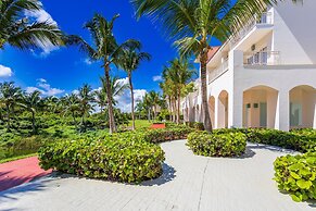 Iberostate 2BR Condo - Terrace Lake Golf Views