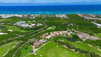 Iberostate 2BR Condo - Terrace Lake Golf Views