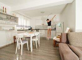 Charming Garden Apartment Kate