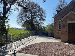 Broadmoor Chapel