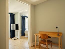 Esqina Apartments