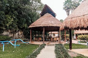 Regatta Villa in Puerto Morelos