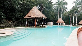 Regatta Villa in Puerto Morelos
