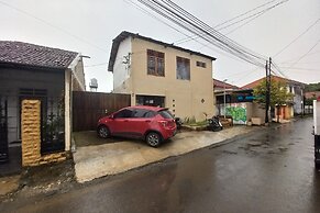 OYO 95184 Ms Home Syariah