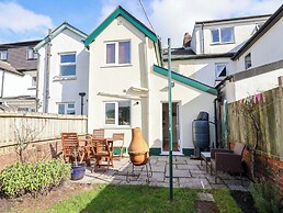Heathfield Terrace