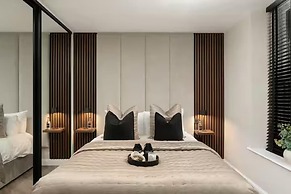 City Centre Apartment Sleeps 2 With Wifi