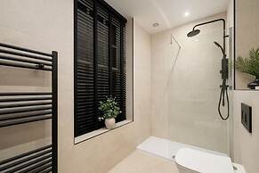 Edinburgh Apartment - Sleeps 2 - Princes St Close