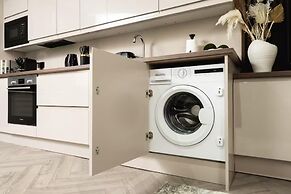 Edinburgh Apartment - Sleeps 2 - Princes St Close
