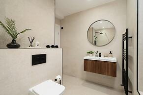 Edinburgh Apartment - Sleeps 2 - Princes St Close