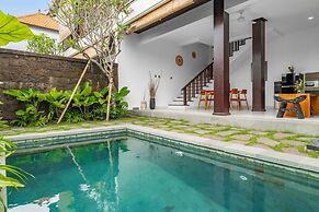 Kubu Kecubung Villa