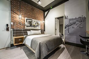 La Suite Hotel