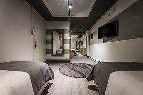 La Suite Hotel