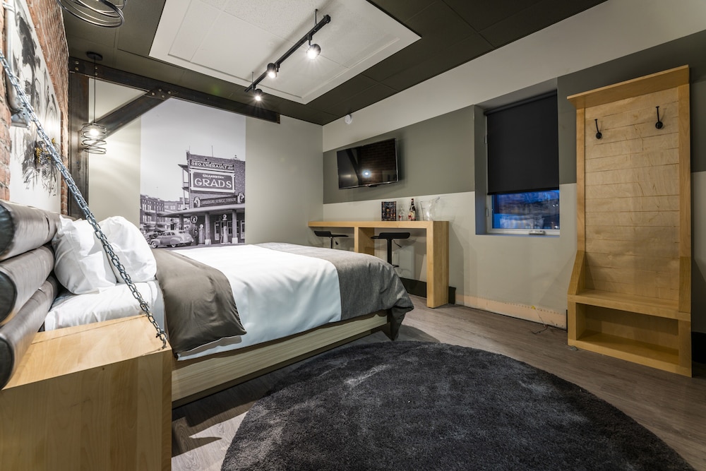 La Suite Hotel