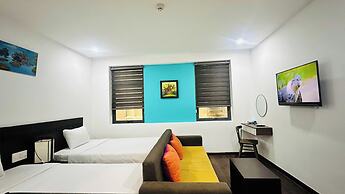 Emily Beach Hotel & Apartment