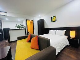 Emily Beach Hotel & Apartment