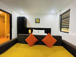 Emily Beach Hotel & Apartment