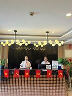 Emily Beach Hotel & Apartment