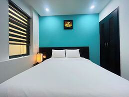 Emily Beach Hotel & Apartment