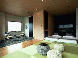1 and Only Hotel Io