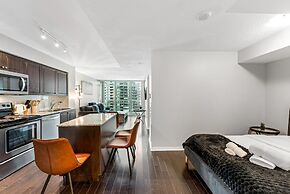 Modern Waterfront Stay