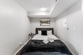 Modern Waterfront Stay