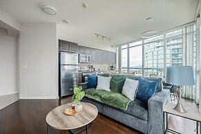 Modern Waterfront Stay