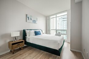 Modern Waterfront Stay