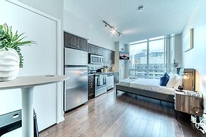 Modern Waterfront Stay