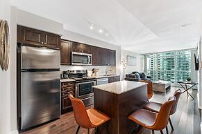 Modern Waterfront Stay