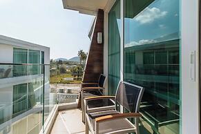 Beachfront Stay Walk to Beach C273