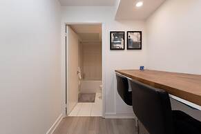 Cityside Waterfront Loft