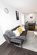 Cityside Waterfront Loft