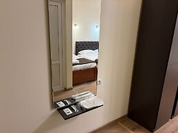 Nana Grand Hotel